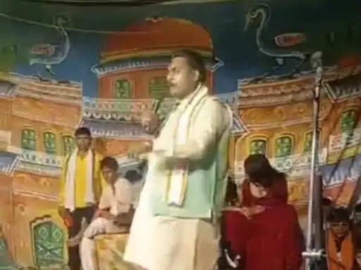 संभल में हरिहर मंदिर विवाद को लेकर भाजपा नेता का बयान, राजेश बोले- ‘वहां जाने पर पुष्प वर्षा होगी’