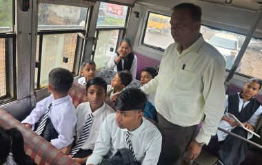 स्कूल बसों पर परिवहन विभाग का शिकंजा38 वाहनों की जांच में 8 की फिटनेस निरस्त, 11 स्कूल वाहन थाना बरही में खड़े कराए