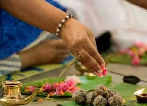 न खाएं मिर्च, न करें झगड़ा…पितृ पक्ष में इन चीजों से दूरी में ही भलाई, लेकिन क्यों?