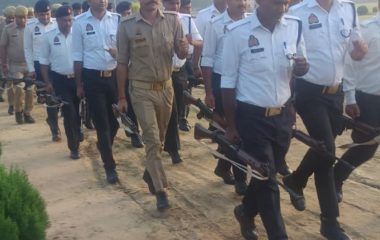 पुलिस लाइन में शस्त्र ड्रिल का अभ्यास:जवानों को सिखाए गए सुरक्षित शस्त्र संचालन के तरीके