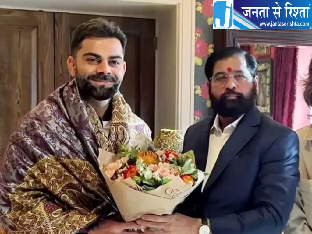 लंदन से लौटते वक्त फ्लाइट में छूटा एकनाथ शिंदे का iPhone, एक घंटे की तलाश के बाद मिला
