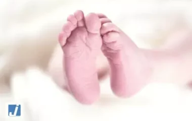 खेलते-खेलते कार में बंद हुई 4 साल की बच्ची, दम घुटने से मौत