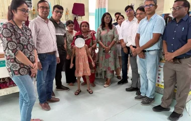 दुर्लभ बीमारी से बच्ची को मिला नया जीवन