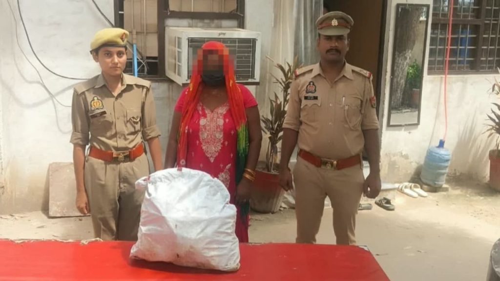 हरियाणा से सस्ती शराब लाती थी, गाजियाबाद में बेचती थी दुर्गावती