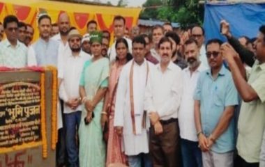 बेरमो विधायक ने किया जैनामोड़-फुसरो पथ सुदृढ़ीकरण का शिलान्यास