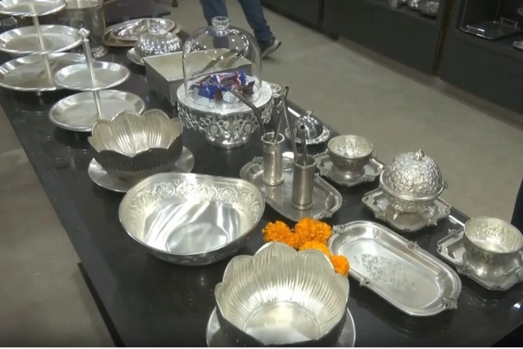 ब्रिक्स समिट में चमकेगा जयपुर का हुनर, 300 कारीगरों ने बनाया खास सिल्वर-प्लेटेड टेबलवेयर