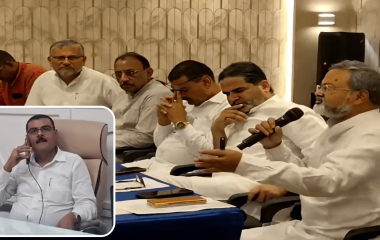 ‘आप वही बोलें जो प्रशांत किशोर ने कहा’, तिरहुत शिक्षक निर्वाचन क्षेत्र के जन सुराज प्रत्याशी भूषण झा ने लौटा दिया टिकट