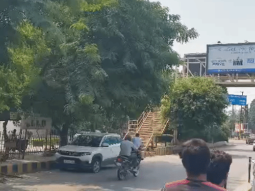 गाजियाबाद में टेम्प्रेचर 34°C:धूप निकली, 6 किमी की स्पीड से हवा बह रही, आज बारिश नहीं होगी