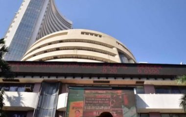 सेंसेक्स हरे निशान में, निफ्टी फिसला; विदेशी निवेशकों की बिकवाली का दबाव