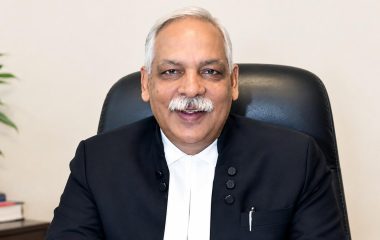 1991 में शुरू की वकालत, 11 साल लखनऊ में रहे जज, सुप्रीम कोर्ट में न्यायाधीश बनने वाले देवेंद्र उपाध्याय कौन हैं?