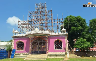 मरातीपुर सार्वजनिक दुर्गा मंदिर में पूजा की तैयारी तेज, सीसीटीवी और ड्रोन से होगी निगरानी