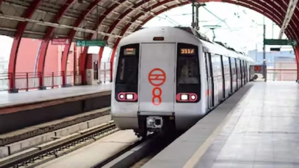 दिल्ली मेट्रो के 6 स्टेशनों पर आज बंद रहेंगे एंट्री-एग्जिट गेट, इंटरचेंज की सुविधा जारी