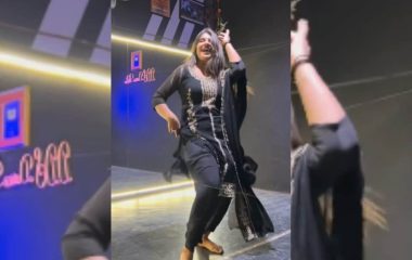 काला सूट पहन लड़की ने हरियाणवी गाने पर मचाया धमाल, दिखाए एक से बढ़कर एक डांस मूव्स!