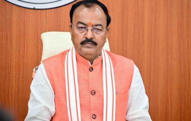 केशव मौर्य ने तीन खण्‍ड विकास अधिकारियों को किया निलम्बित, ग्राम्‍य विकास विभाग में भ्रष्‍टाचार पर नकेल