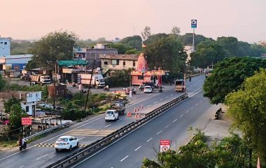 धार में सड़कें चकाचक, सफर जानलेवा : 16 दिन में आठ लोगों की मौत, मृतकों में युवाओं की संख्या अधिक