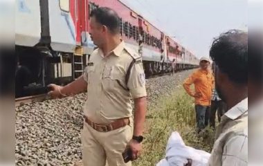 शाजापुर में गोवा एक्सप्रेस की टक्कर से दो रेलकर्मियों की मौत