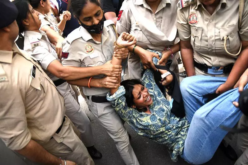 दिल्ली में CEC विरोध के दौरान हिरासत