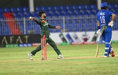 डेब्यू मैच में ही फंसा बांग्लादेशी स्पिनर, ICC ने लिया एक्शन