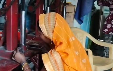 पुष्पा वर्मा ने अगरबत्ती उद्योग से महिलाओं को दिया रोजगार:बोलीं- महिलाओं को आत्मनिर्भर बनना चाहिए, पति के सहयोग से शुरू किया काम