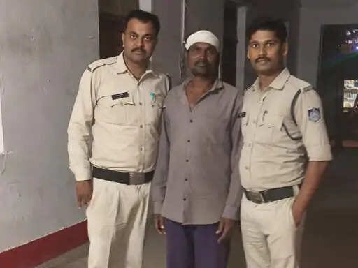 शाजापुर में फूलों की आवक बढ़ी, किसानों को नहीं मिल रहे उचित दाम; लागत निकालना भी मुश्किल