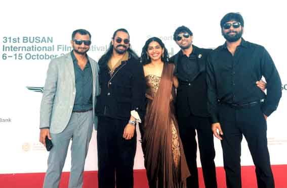 सेल्वी’ का बुसान फिल्म फेस्टिवल में शानदार वर्ल्ड प्रीमियर, थिएटर हुआ हाउसफुल, अगली स्क्रीनिंग्स के टिकट भी फटाफट सोल्ड आउट!