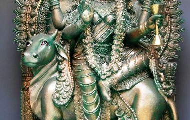 दुर्गोत्सव : श्रीदुर्गा अष्टमी पर आज होगी महागौरी की पूजा, सुहागिनें करेंगी सोलह श्रृंगार