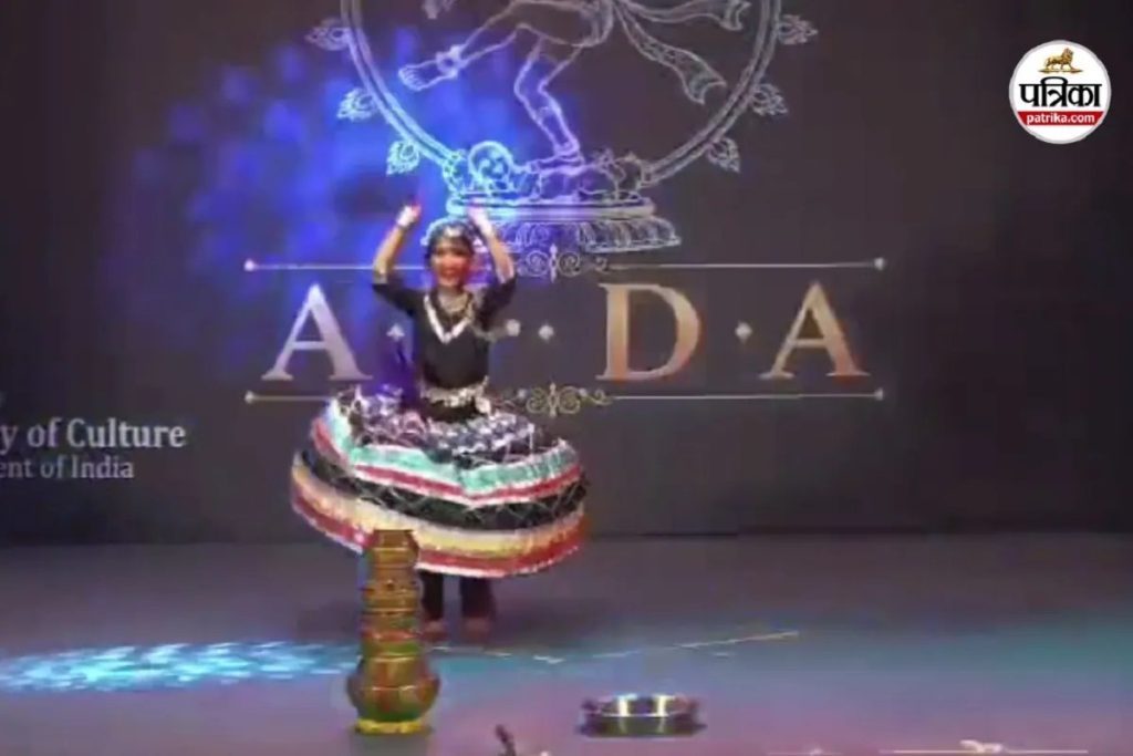 Dance Fest: कालबेलिया सपेरा नृत्य कर सताक्षी ने मचाई धूम, झूम उठी ऑडियंस