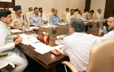 MP News: कार्बाइड गन और लैम्प पर सख्ती, हादसा हुआ तो कलेक्टर-SP होंगे जिम्मेदार; मिलावटखोरों पर भी एक्शन