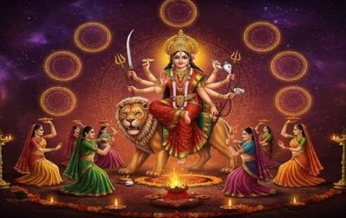 शारदीय नवरात्रि: पूरी दुर्गा सप्तशती पढ़ने का समय नहीं? अष्टमी-नवमी पर करें सिर्फ इन 3 स्तोत्रों का पाठ, मिलेगा संपूर्ण फल