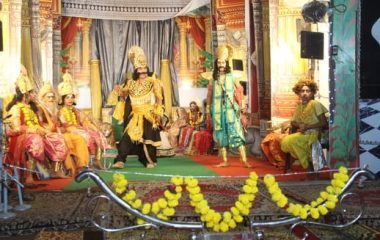 Jhansi News: श्रीराम ने किया धनुष भंग, जनक नंदिनी ने पहनाई वरमाला