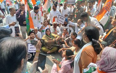 Yamuna Nagar News: कांग्रेसियों ने मुख्य चुनाव आयुक्त का पुतला फूंका