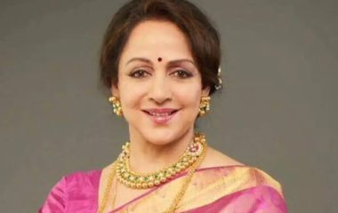 Hema Malini Birthday Special: महाकुंभ, विनेश फोगाट और वृंदावन की विधवाएं, जब विवादों में आईं हेमा मालिनी