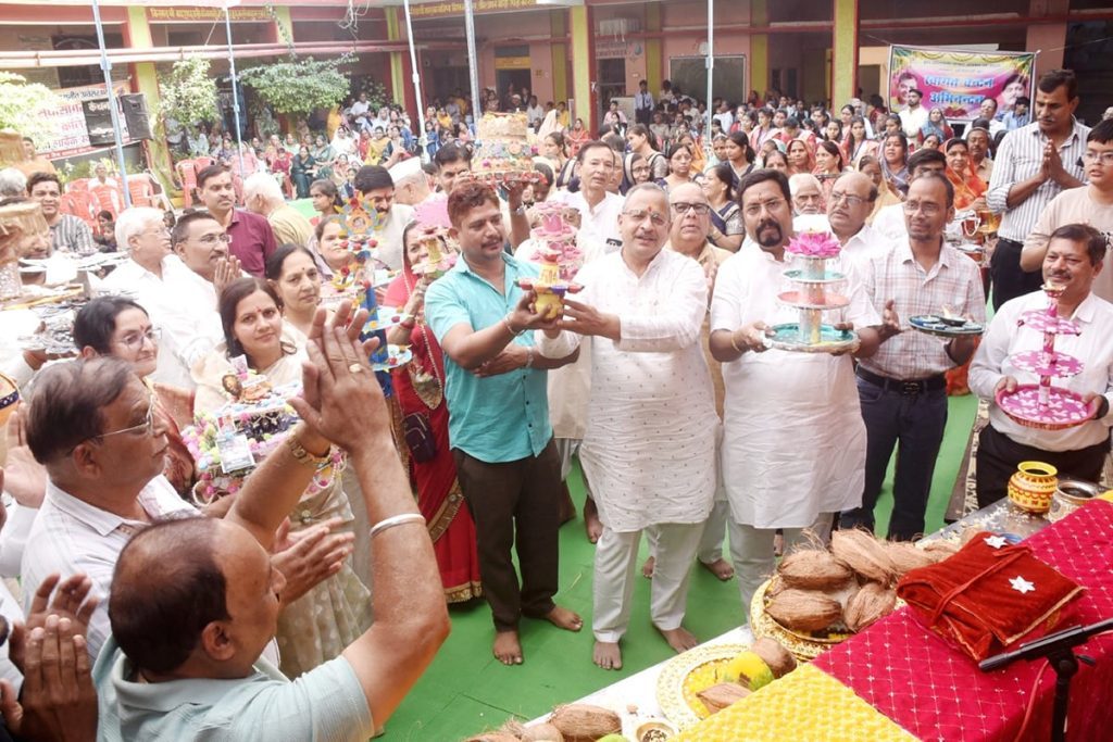 भोग-विलास में नहीं, संयम और साधना में लगाएं जीवन : सागर
