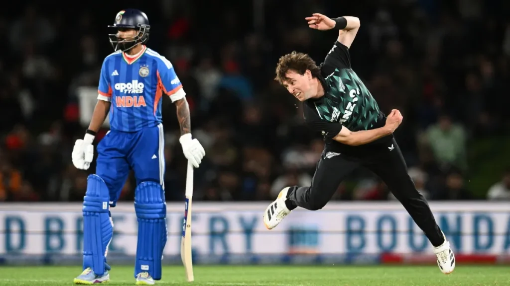 IND vs NZ T20I सीरीज के बीच आई बुरी खबर, स्टार तेज गेंदबाज अगले 3 मैचों से हुआ बाहर