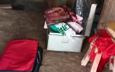 Kaushambi News: पन्नोई गांव में एक ही रात तीन घरों से नकदी-जेवर चोरी