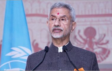 एस जयशंकर का दो टूक: ‘अमेरिका से रिश्ते आसान नहीं, चीन से शांति ज़रूरी’—विदेश नीति पर खुलकर बोले विदेश मंत्री
