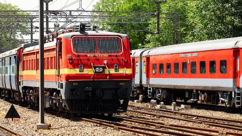 छत्तीसगढ़ में ट्रेन से यात्रा करने वालों के लिए अलर्ट, 6 ट्रेनें रद्द और 2 डायवर्ट