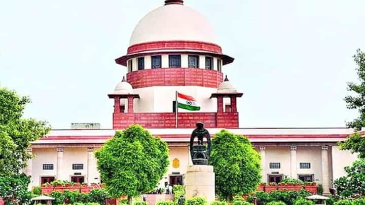 “अहमदाबाद ब्लास्ट केस में बड़ा फैसला, दोषी की फांसी पर सुप्रीम कोर्ट ने लगाई रोक”
